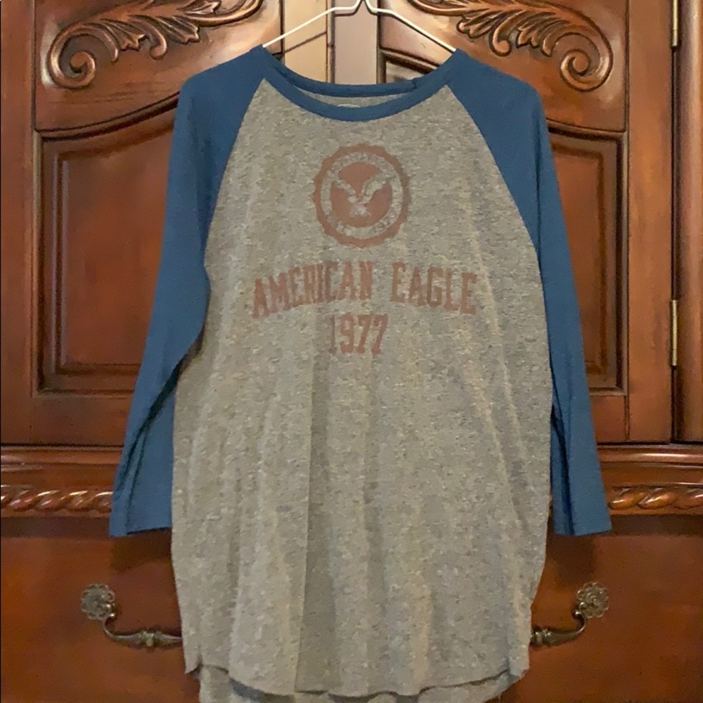 American Eagle 3/4 sleeve T-shirt